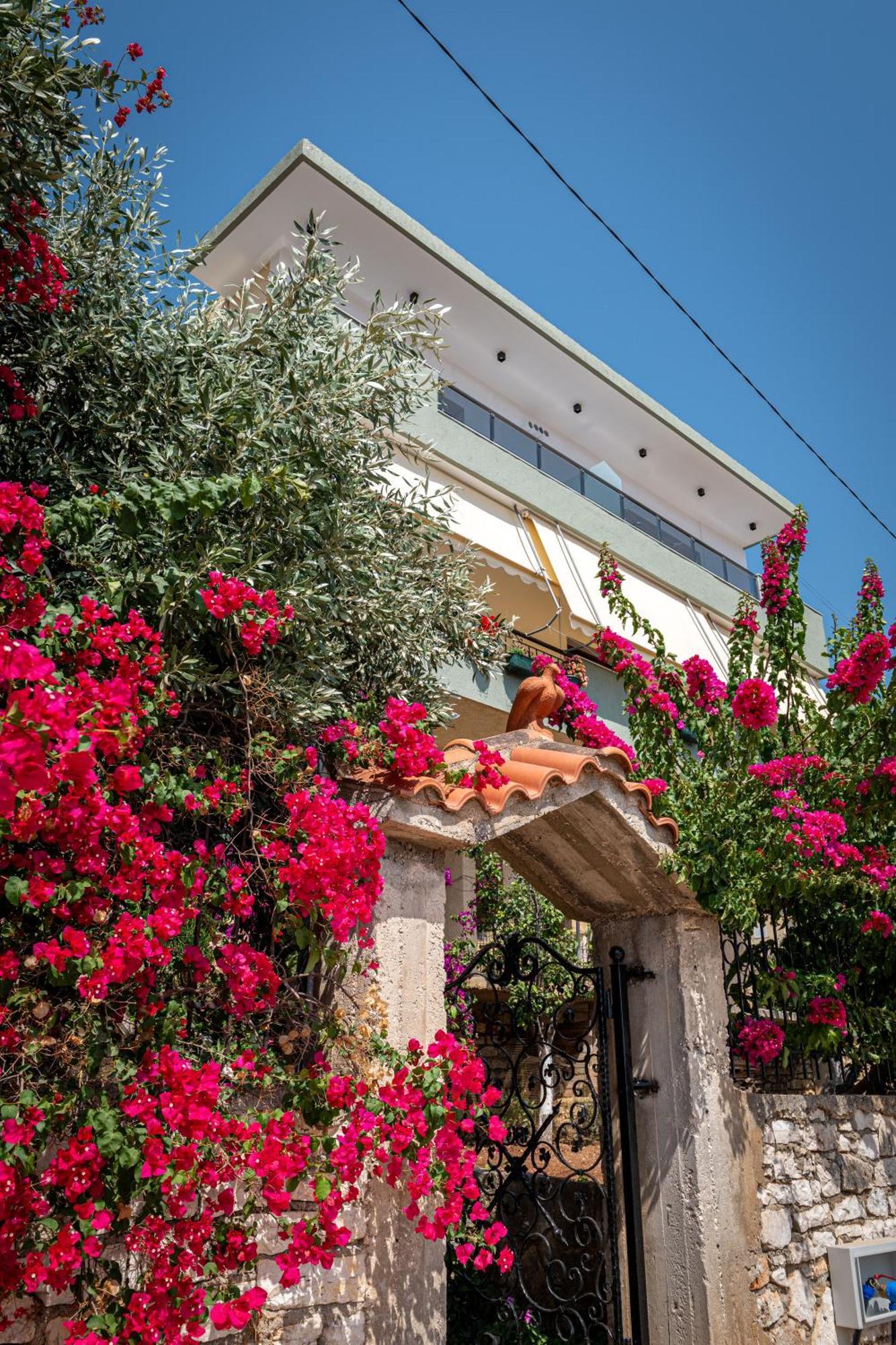 Euphoria Apartments Sarandë 외부 사진
